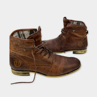 pre-loved Bugatti Lederschuhe Gr. 44