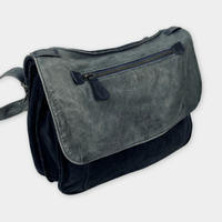 pre-loved Pepe Jeans Handtasche Wildleder blau/petrol