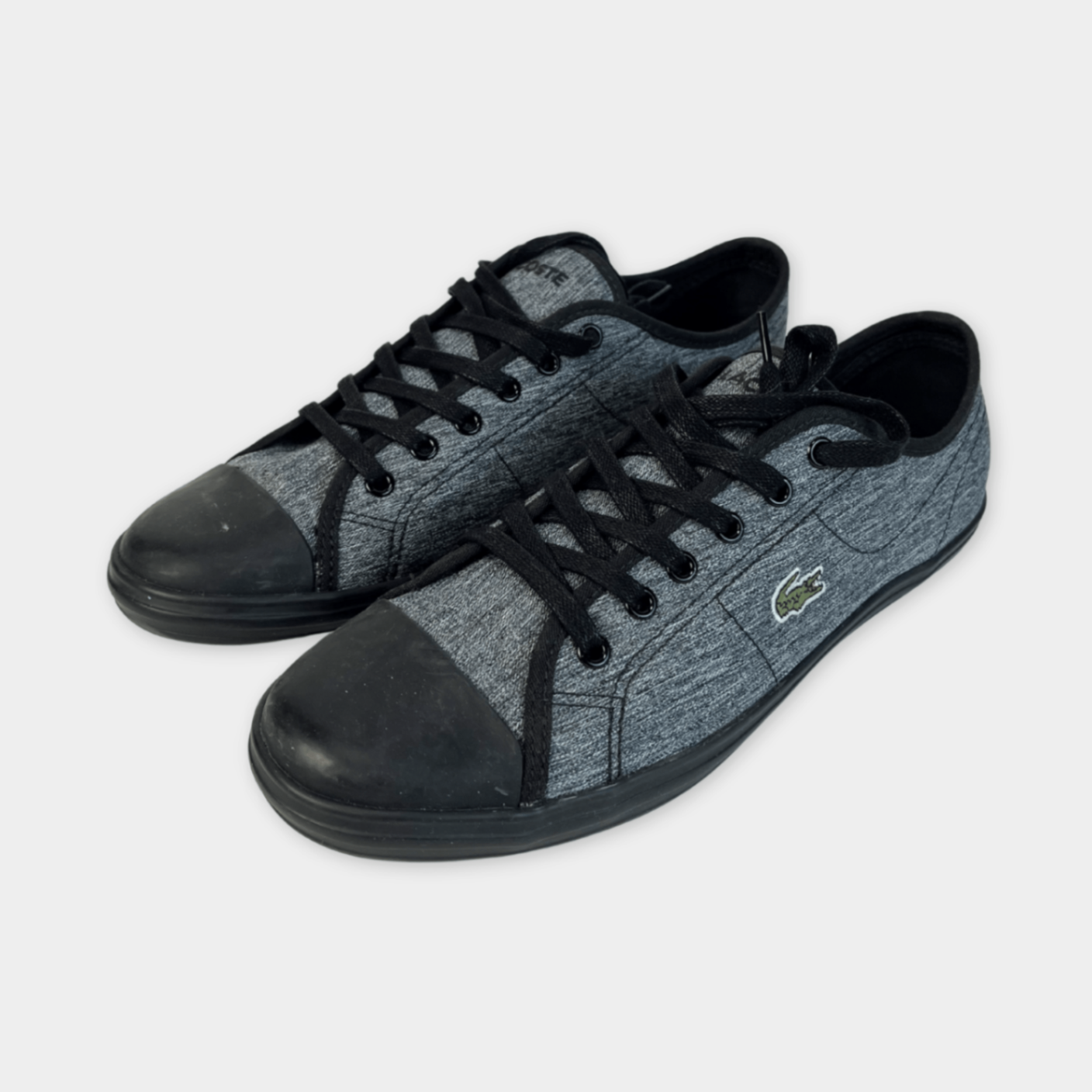 pre-loved Lacoste Sneaker Gr. 39,5