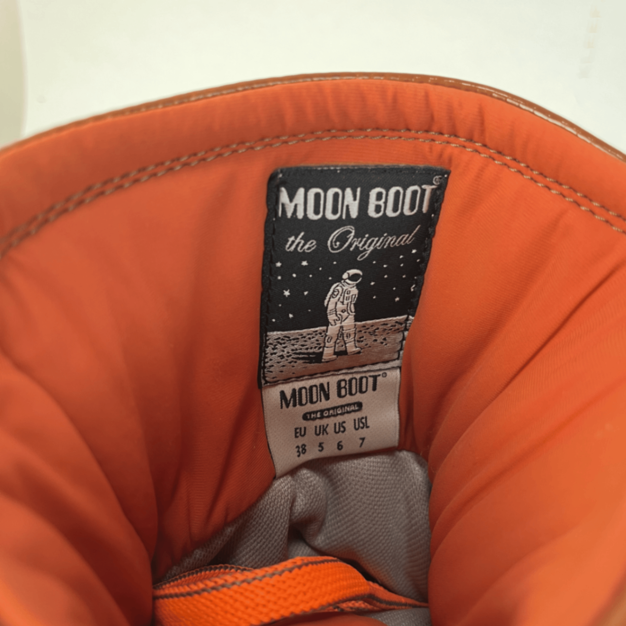 pre-loved Technica Moon Boots Winterschuhe Gr. 38