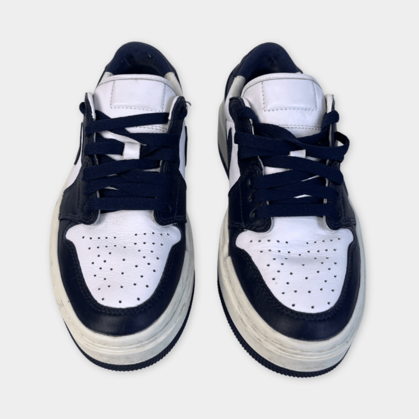 pre-loved Nike Air Jordan Low Sneaker Gr. 36,5