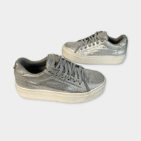pre-loved Guess Sneaker Gr. 37