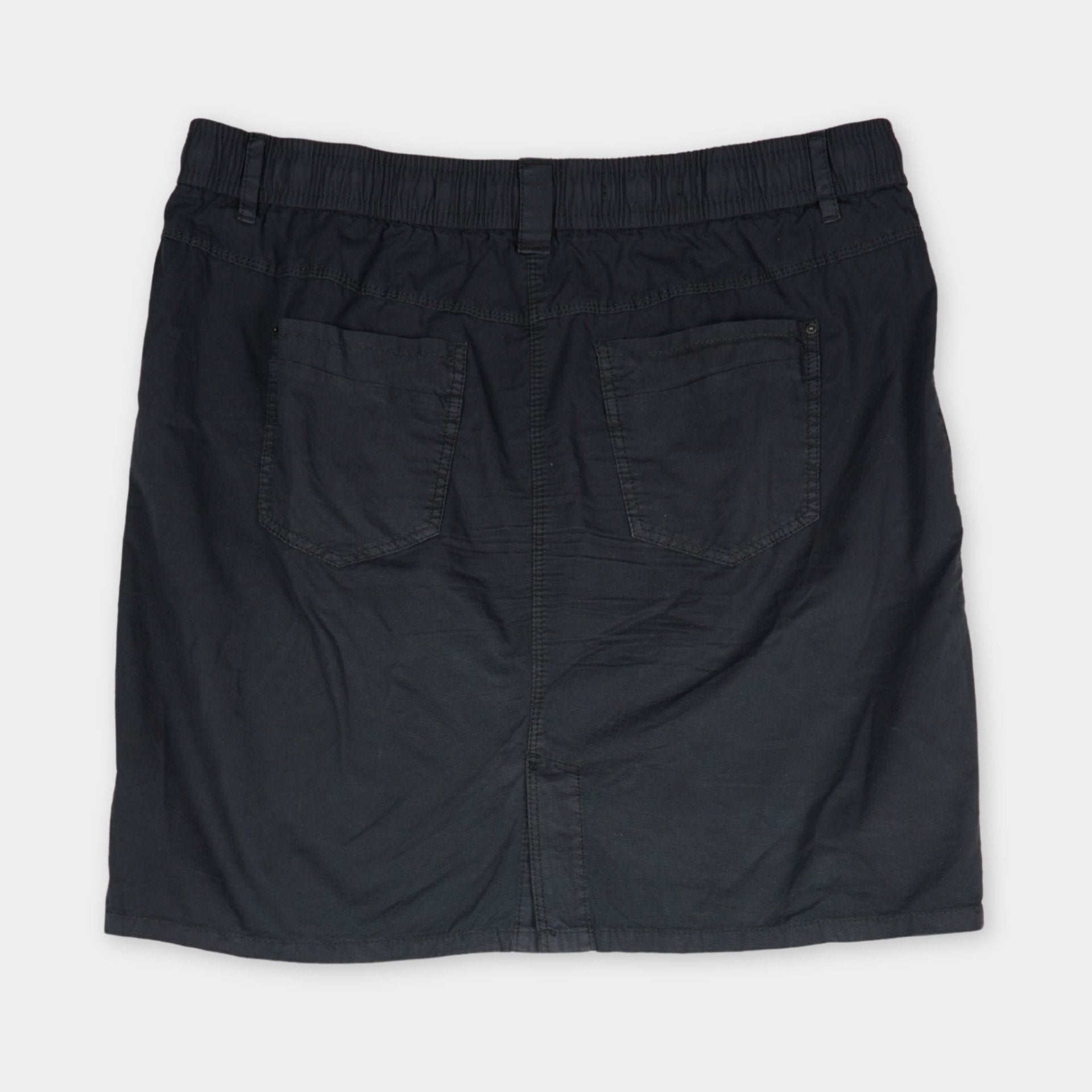 pre-loved Cecil Rock Gr. 30