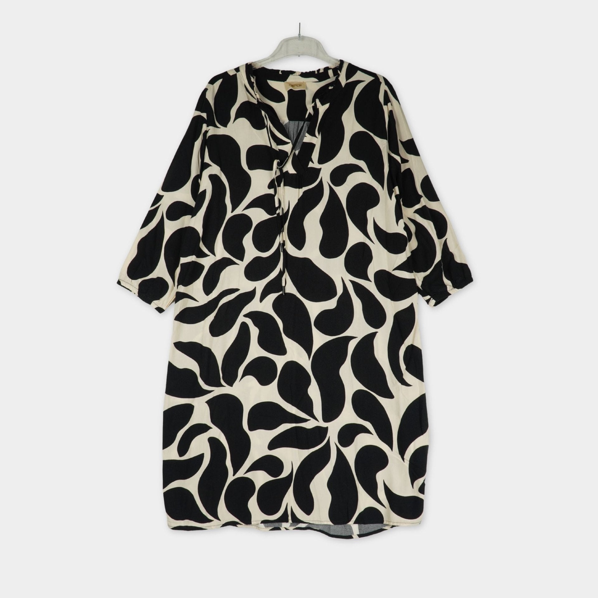 pre-loved Cartoon Kleid Gr. 46