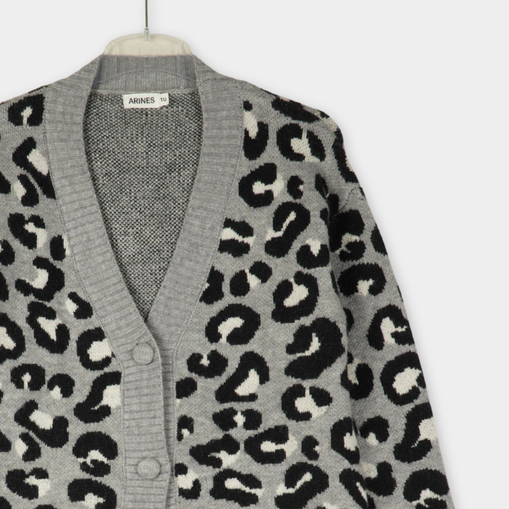 pre-loved Arines Strickjacke Gr. 40