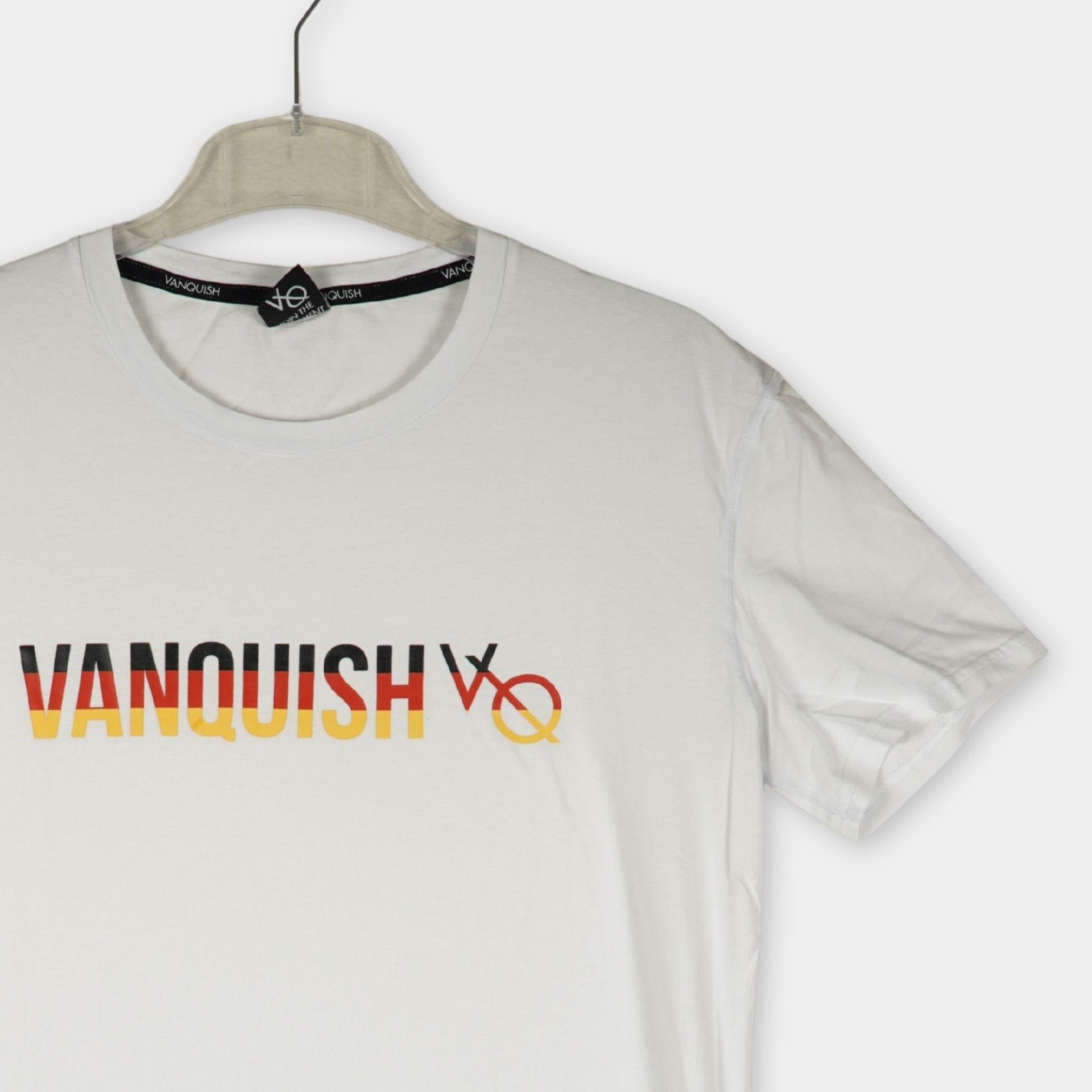 pre-loved Vanquish Fitness T-Shirt Gr. M